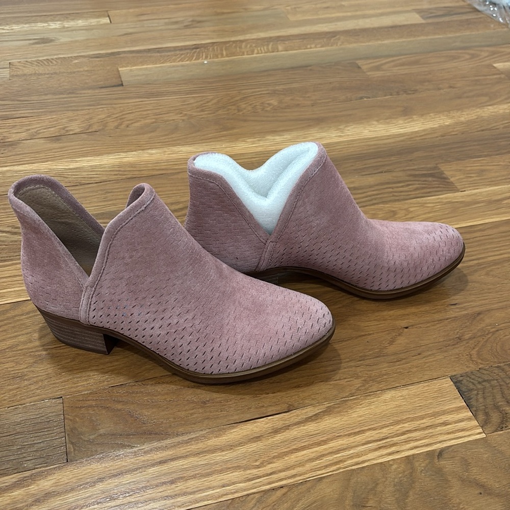 NEW with box Lucky Brand Baley Bootie
